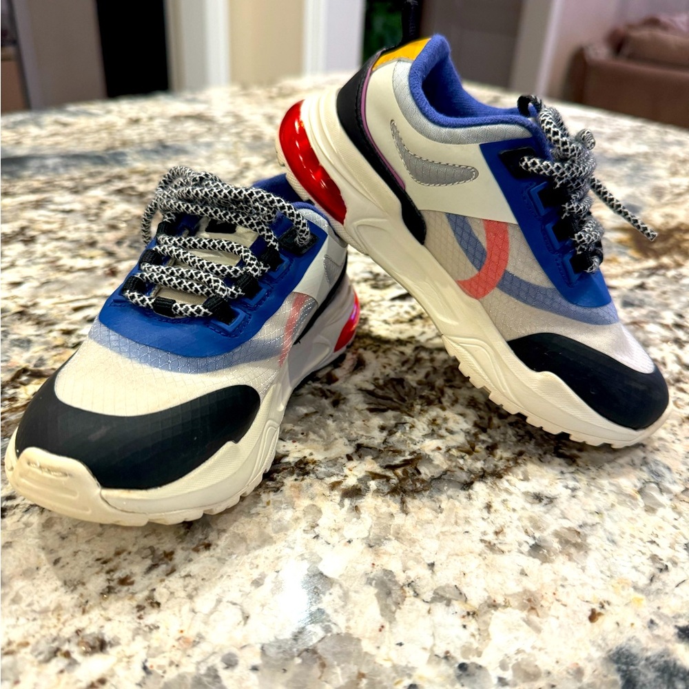 Zara Kids Sneakers Size 27, worn only 2 times